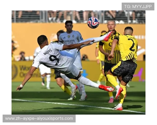 欧冠比分实时更新与历史对战数据